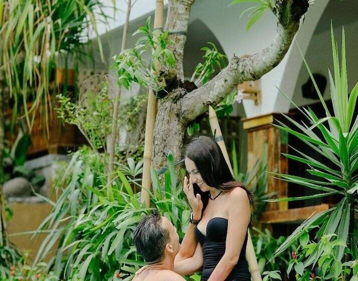 פנסיון Green Bali Guest House