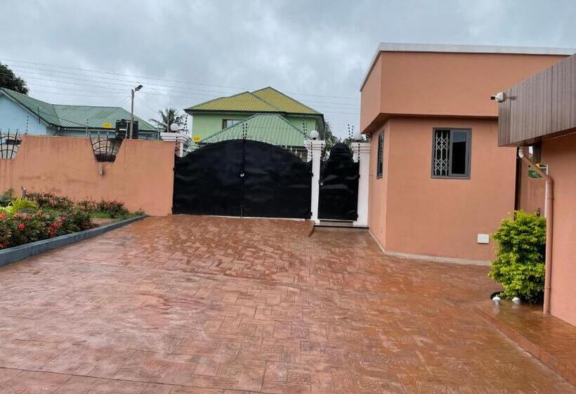 פנסיון Jlk Guest House & Events Centre