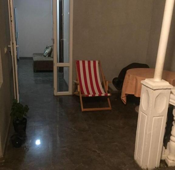 پانسیون Kristi S Home