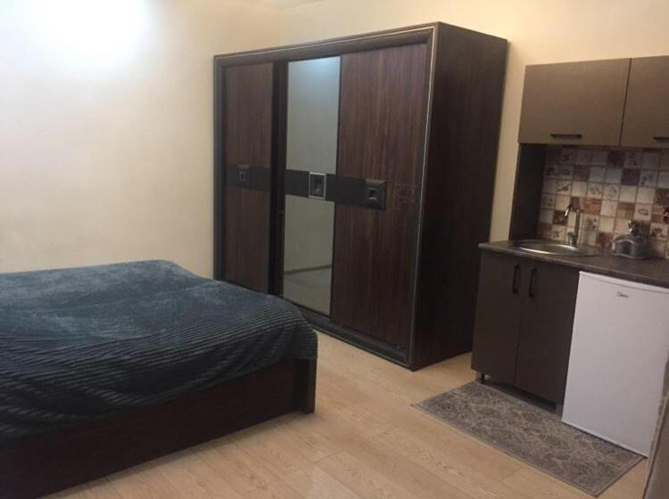 پانسیون Kristi S Home