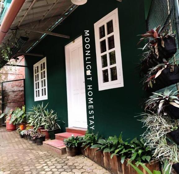 ペンション Moonlight