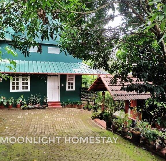 ペンション Moonlight