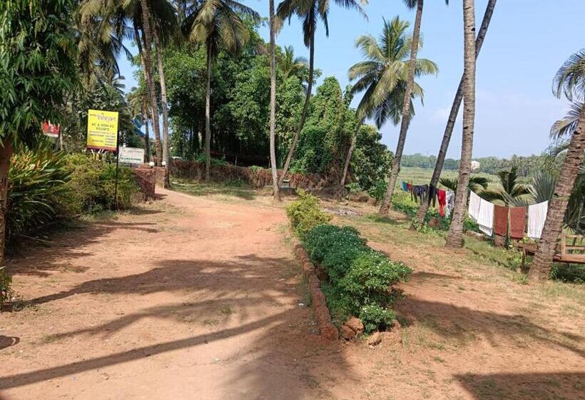 Pensione Sabs Alayam Colva Beach