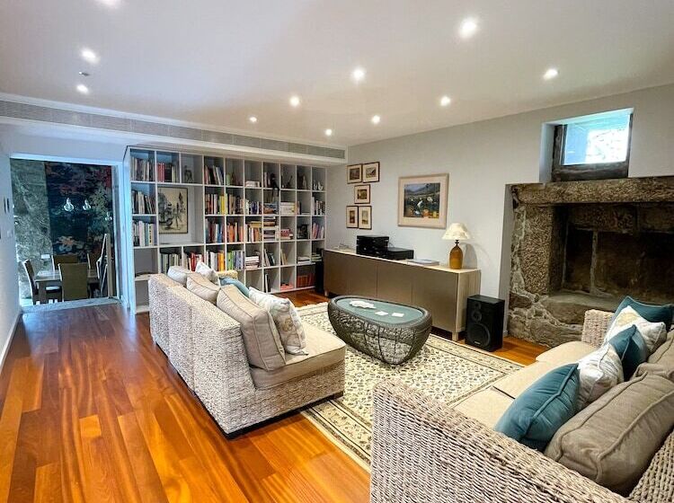 פנסיון Villa Isobel