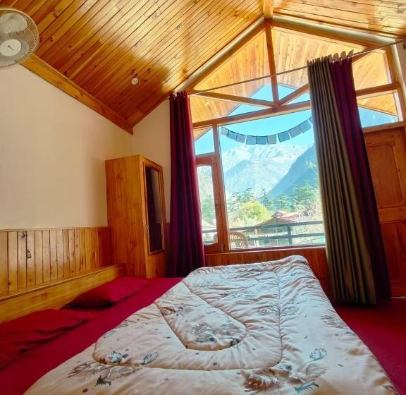 پانسیون White House Homestay Kasol