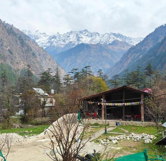 پانسیون White House Homestay Kasol