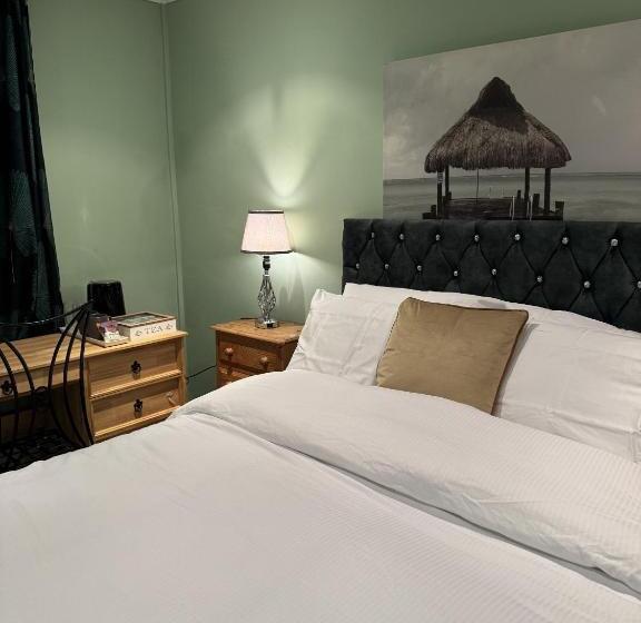 بنسيون Windsor Wine & Dine