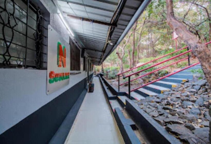 Prakruti Ayurvedic Health Resort,sarkhal