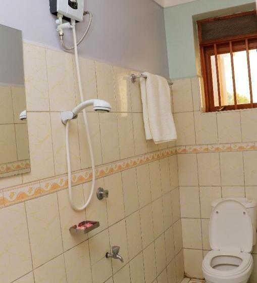 Primerose Hotel Mubende