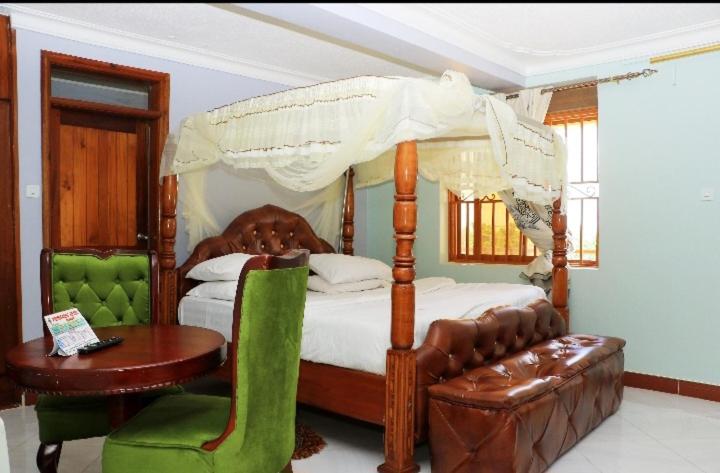 Primerose Hotel Mubende