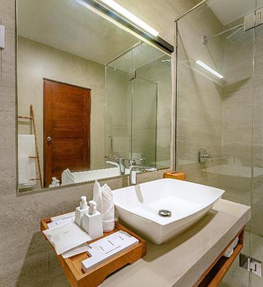 אתר נופש Celestial Hills   Villas & Suites By The Clarks