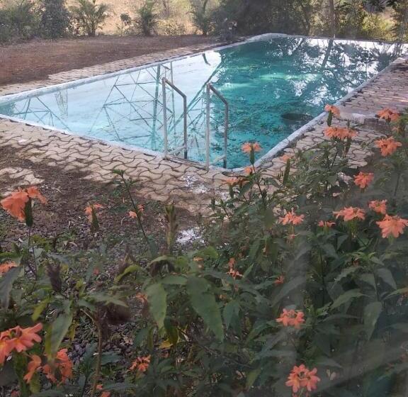 리조트 Rashmi Greenland Agritourism Center,junnar