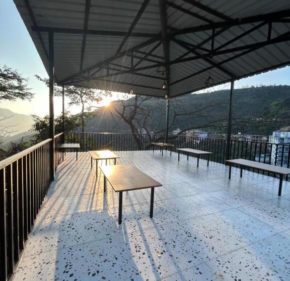 אתר נופש The Alchemist House