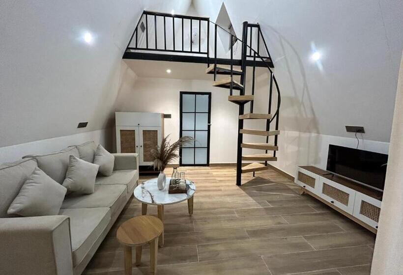 אתר נופש The Alchemist House