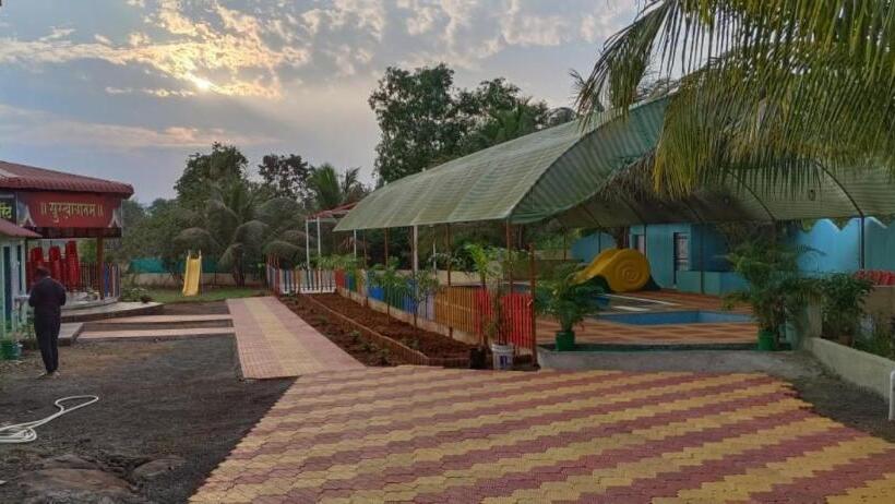 Sai Sagar Resort And Restaurant, Mangaon