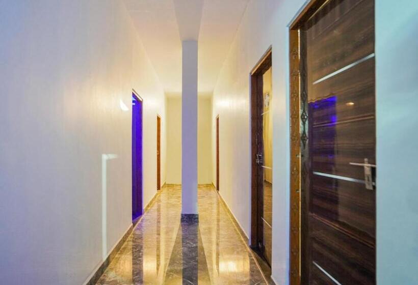 Spot On Hotel Royal Stay