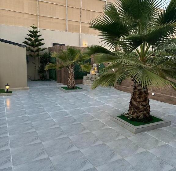 منتجع وشاليه فاملي ستار