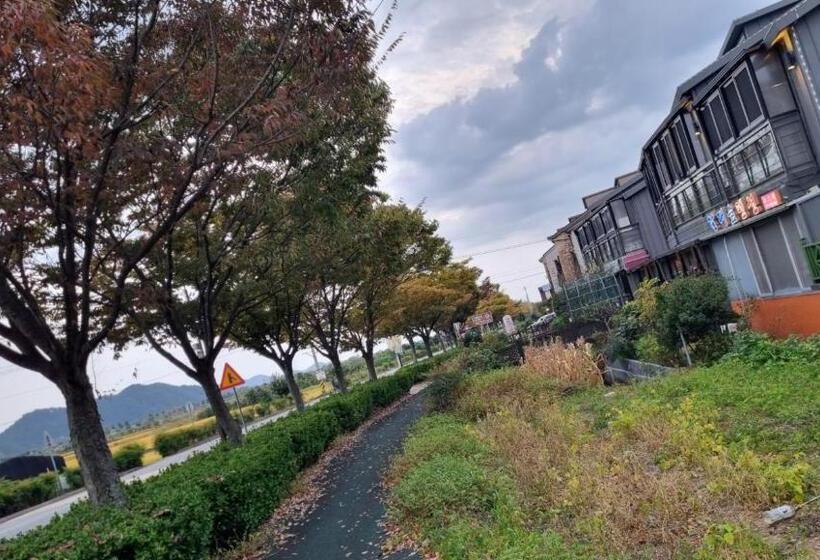 순천만 갈대숲 호스텔