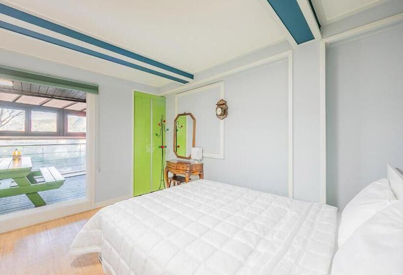 순천만 갈대숲 호스텔