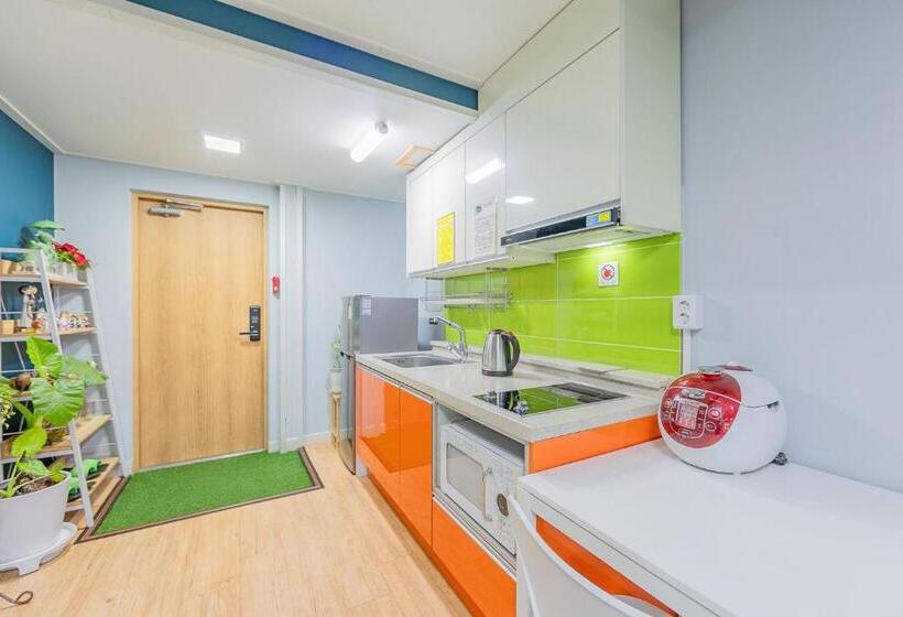 순천만 갈대숲 호스텔