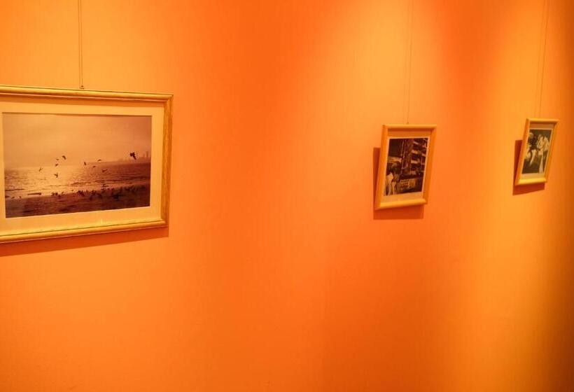 ユースホステル ワールドカリーの館　すぱいすろーど