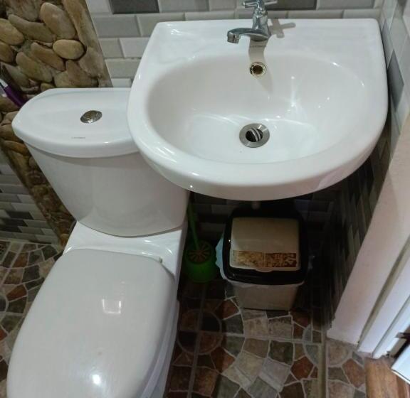 Hostel Castaway Native Huts