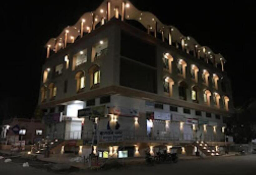 호스텔 Marvel Inn Shirur