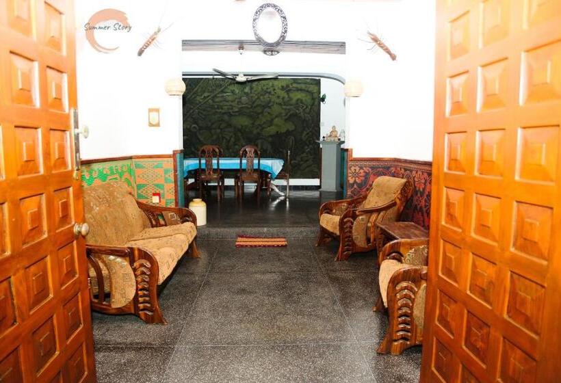 הוסטל Summer Story