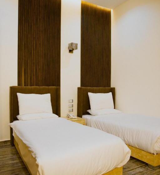 Hostel Tourist Palace