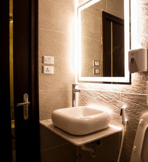 Hostel Tourist Palace