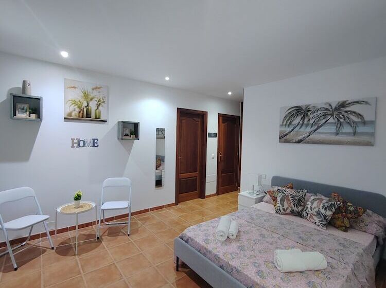 住宿加早餐  Las Salinas House Private Rooms