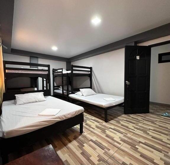 مبيت وإفطار Nińas Transient Baler