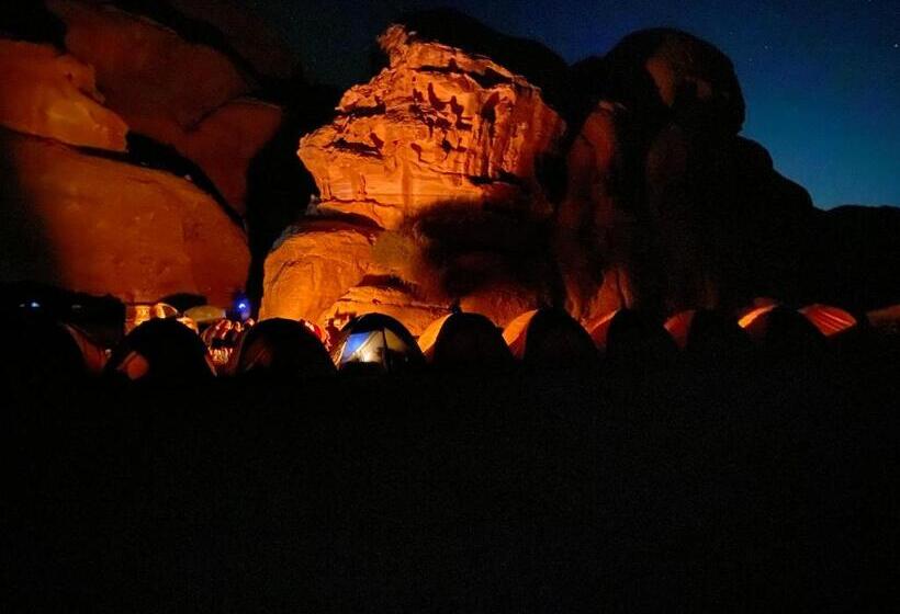 تختخواب و صبحانه Bedouin Home. Stay And Guiding