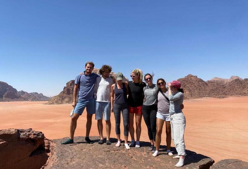 تختخواب و صبحانه Bedouin Home. Stay And Guiding