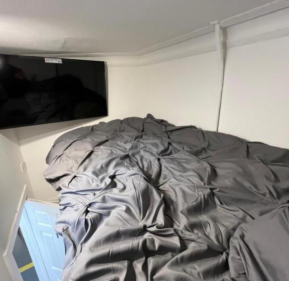 تختخواب و صبحانه Camden Bnb