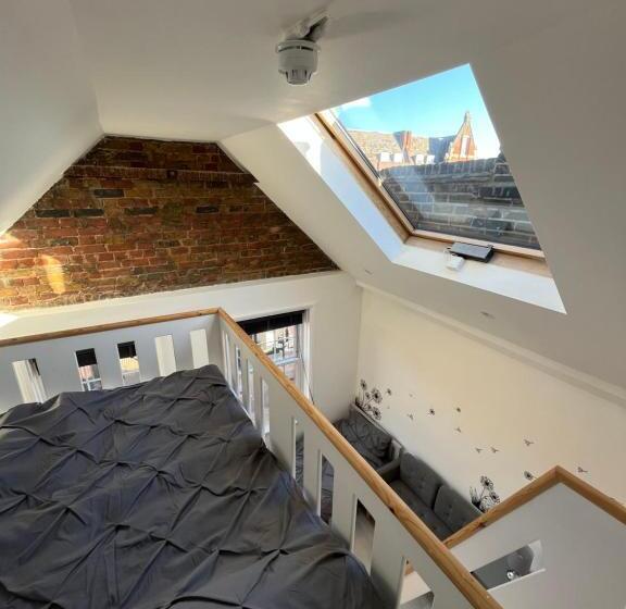 住宿加早餐 Camden Bnb