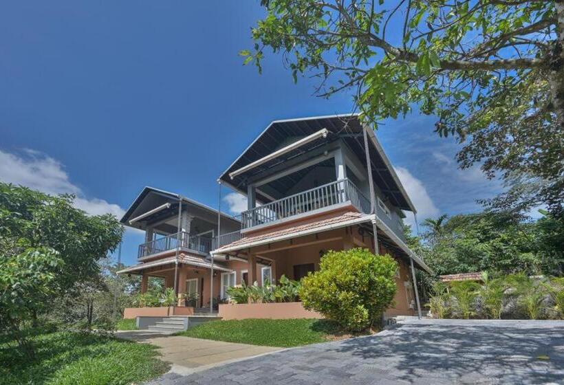 مبيت وإفطار Clouds View Nature Resort