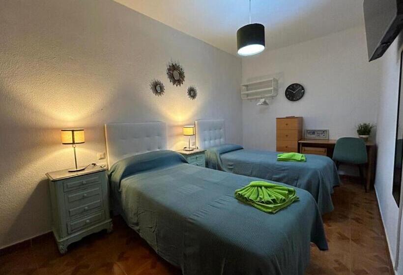 住宿加早餐 Habitaciones Figueroa