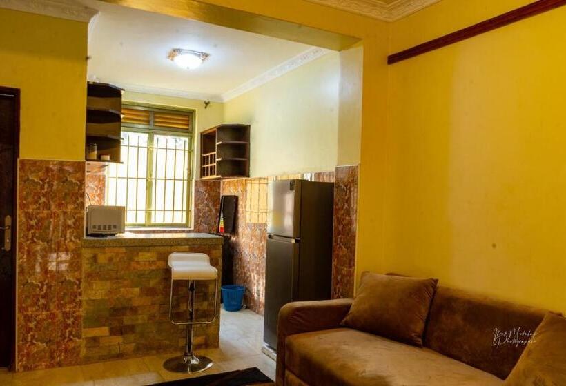 تختخواب و صبحانه Jinja Pool Apartments