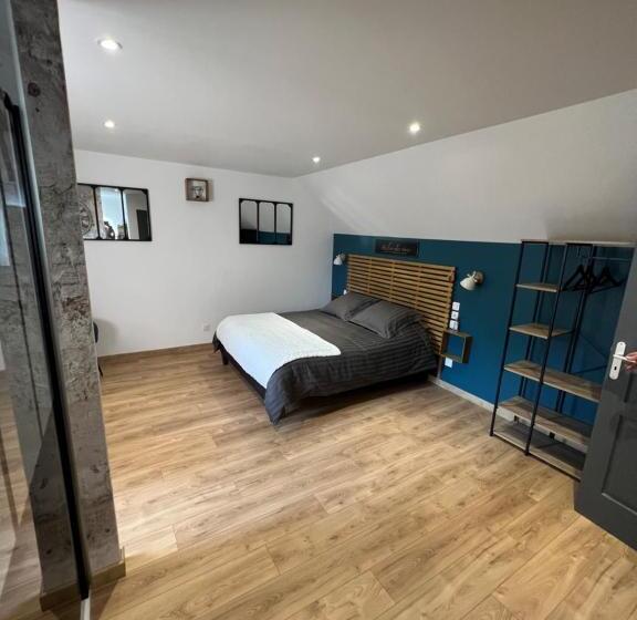 住宿加早餐  La Tour Carrée