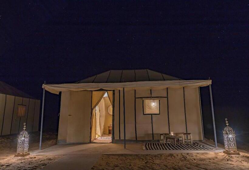 Bed and Breakfast Titanic Merzouga Camp