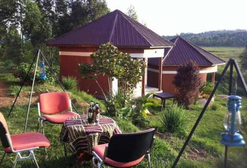 تختخواب و صبحانه Wild West Guesthouse Masaka