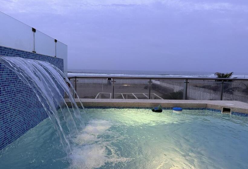 تختخواب و صبحانه Yolo House Beach