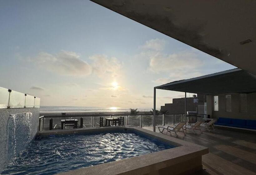 تختخواب و صبحانه Yolo House Beach