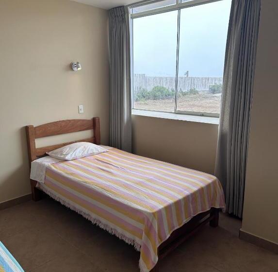 تختخواب و صبحانه Yolo House Beach