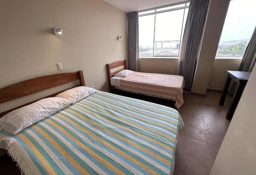 تختخواب و صبحانه Yolo House Beach