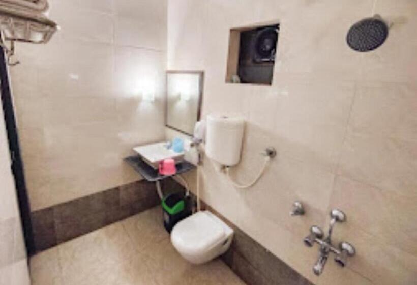 Blue Sea Beach Resort Malvan