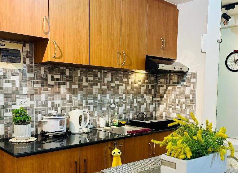 Emotera Place @ Arezzo Place Davao