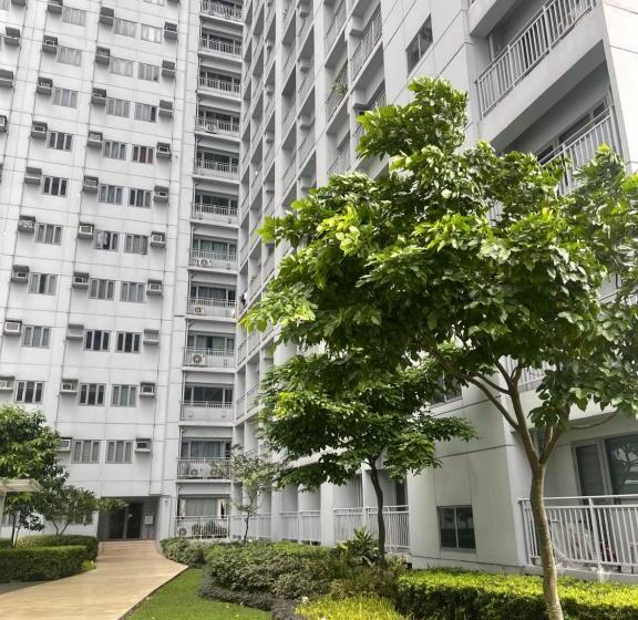 Era Suites Staycation At Quezon City