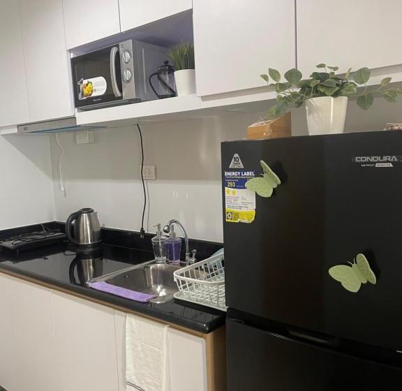 Era Suites Staycation At Quezon City